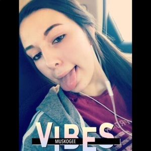 Meet your Posher, Addie